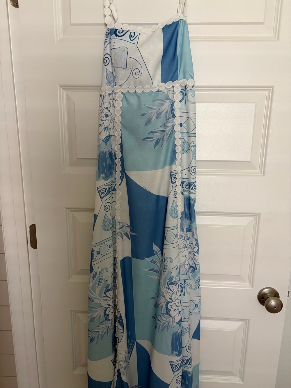 Women’s Blue Floral Crochet-Trim Camisole Top - Picture 4 of 4